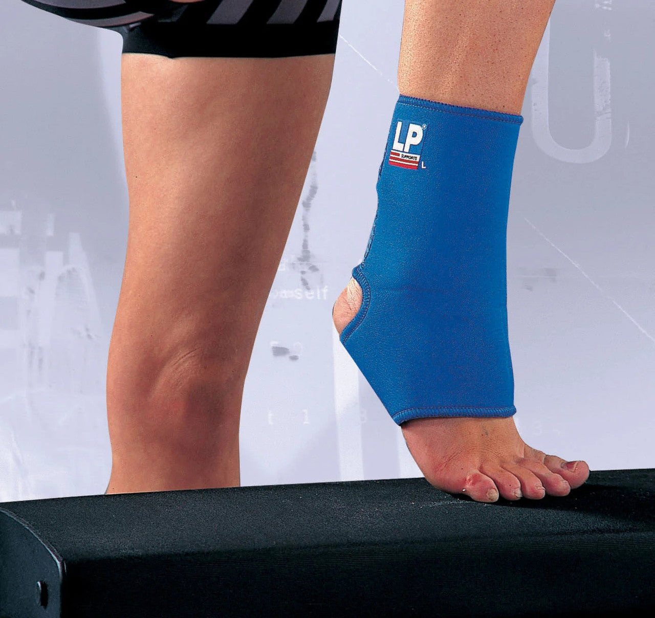 ANKLE SUPPORT