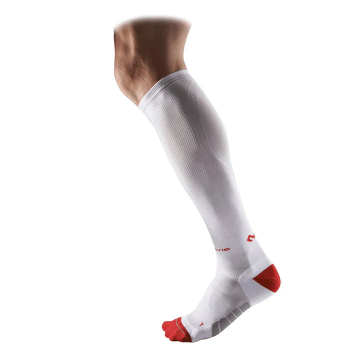 ELITE COMPRESSION RUNNER SOCKS (DSC)